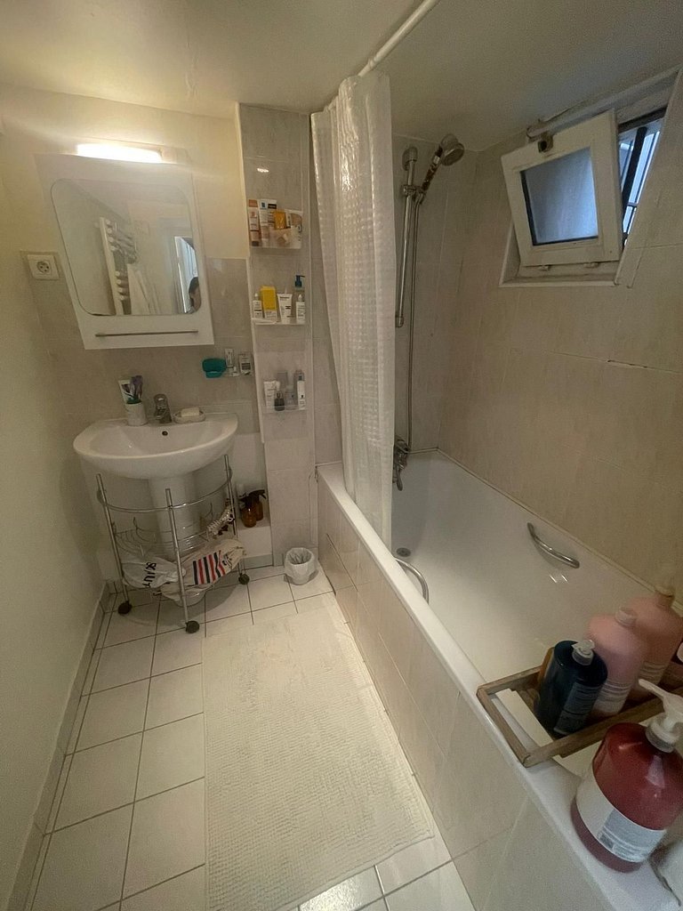 Seu refúgio parisiense na icônica Rue Montorgueil