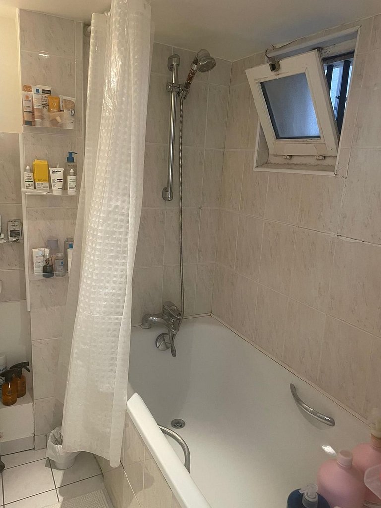 Seu refúgio parisiense na icônica Rue Montorgueil