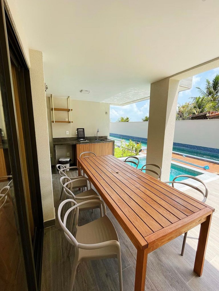 Beira Mar | 3 Suítes | Churrasqueira | Garagem