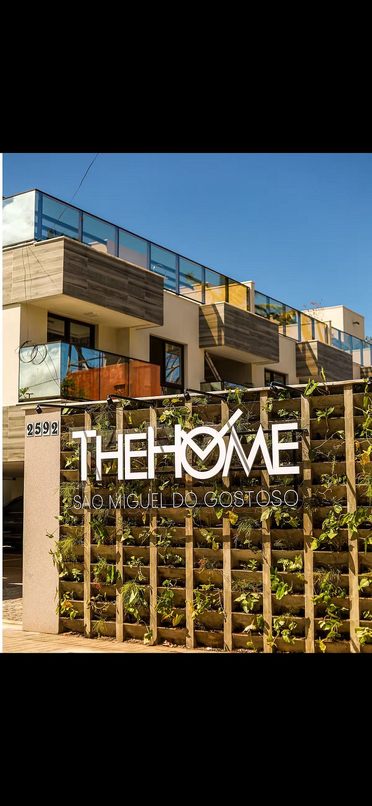 Beira Mar | 3 Suítes | Churrasqueira | Garagem