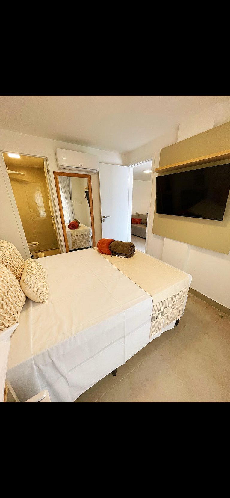 Beira Mar | 3 Suítes | Churrasqueira | Garagem