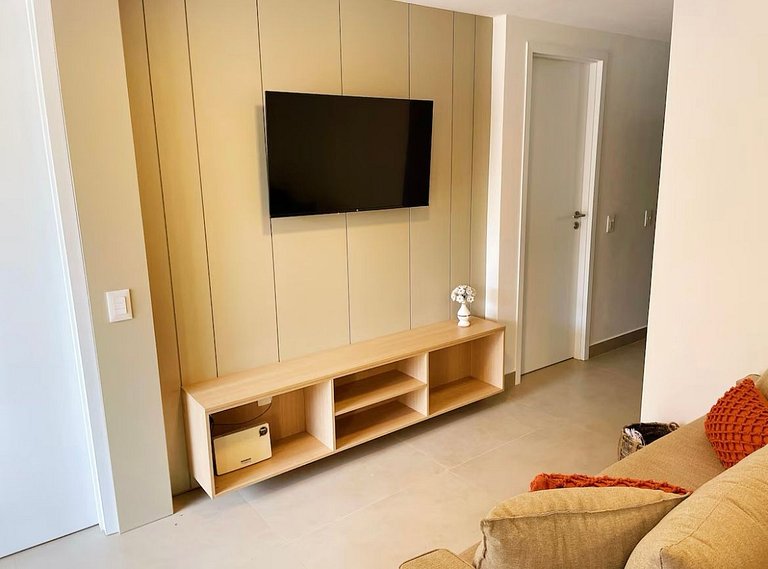 Beira Mar | 3 Suítes | Churrasqueira | Garagem