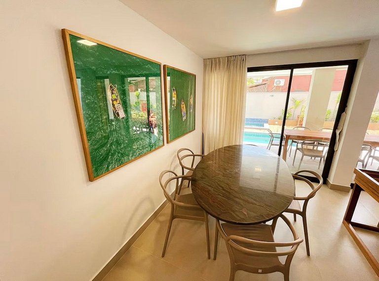 Beira Mar | 3 Suítes | Churrasqueira | Garagem