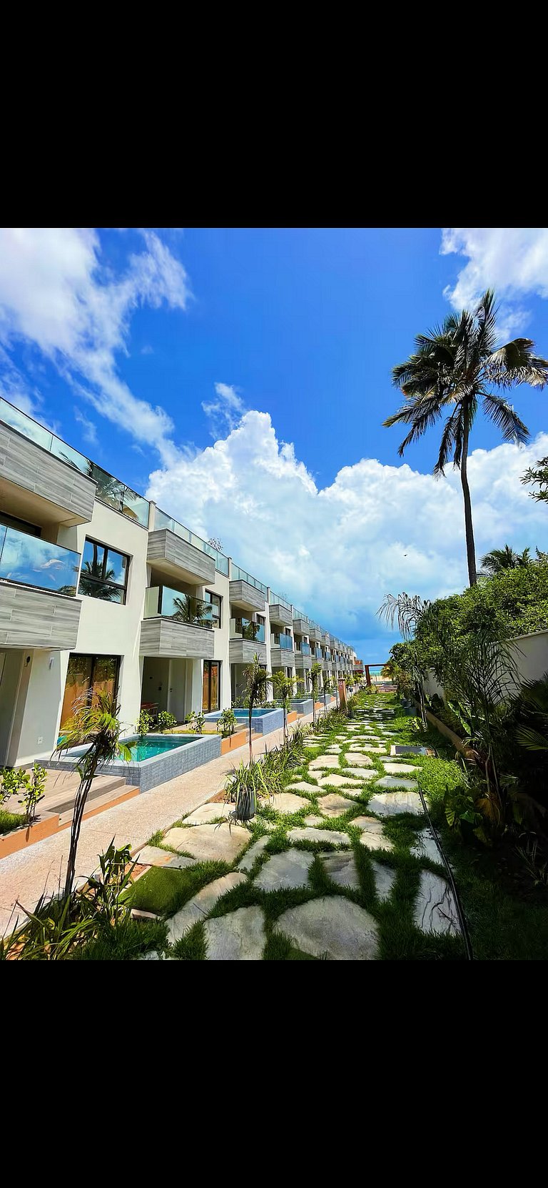 Beira Mar | 3 Suítes | Churrasqueira | Garagem