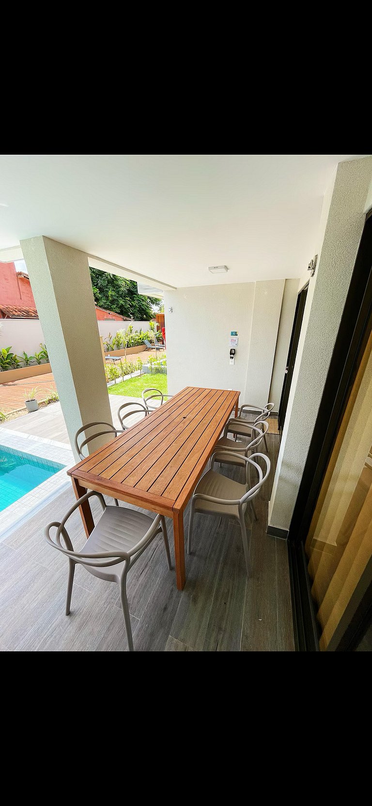 Beira Mar | 3 Suítes | Churrasqueira | Garagem