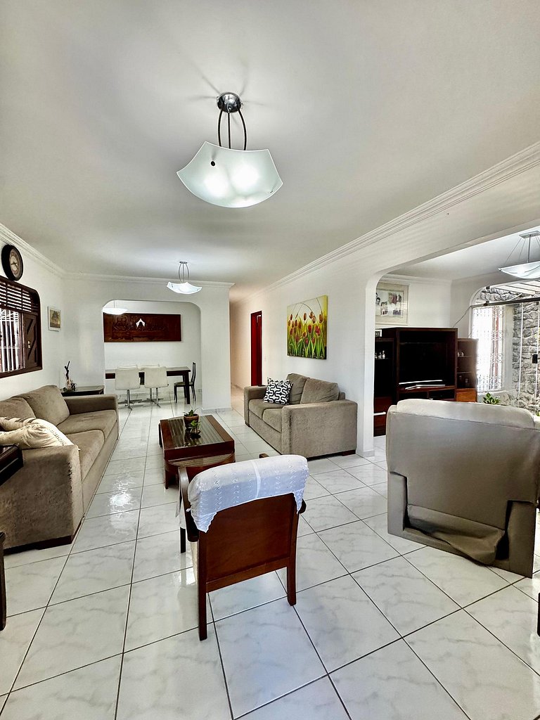 Férias a 5 min da praia | Piscina | Churrasqueira