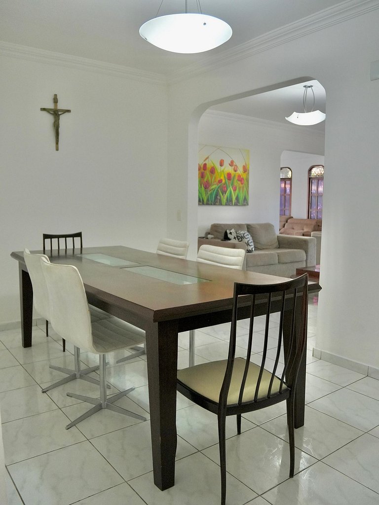 Férias a 5 min da praia | Piscina | Churrasqueira