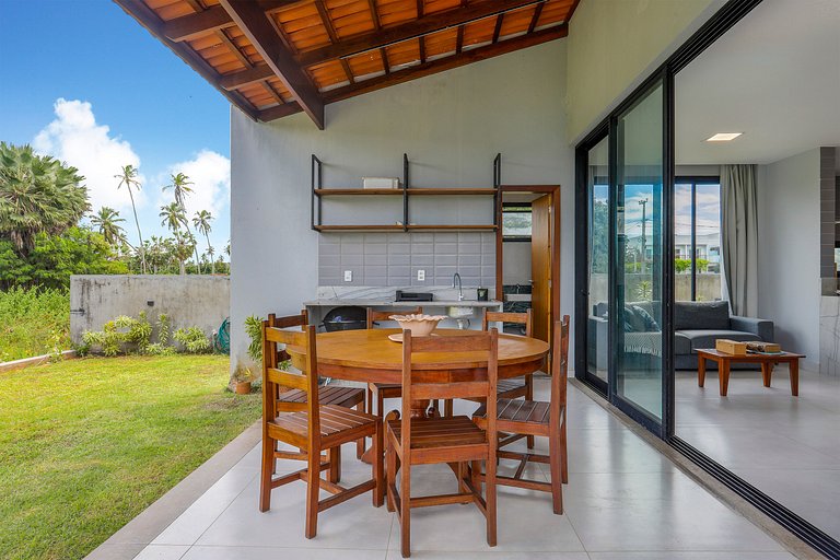 LUXO Condomínio beira mar | Piscina |Churrasqueira