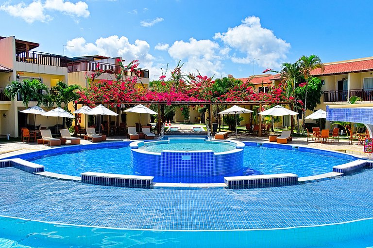 Pipa | Resort com Suíte e AC Pertinho do Centrinho